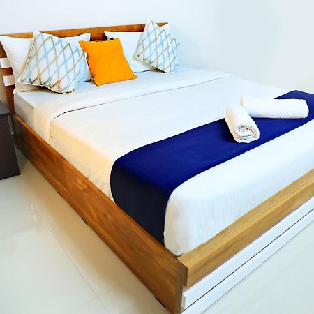 Loyal Residency Bed & Breakfast Sultan Bathery Ngoại thất bức ảnh