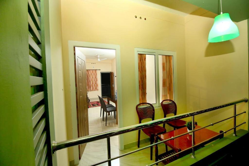 Loyal Residency Bed & Breakfast Sultan Bathery Ngoại thất bức ảnh
